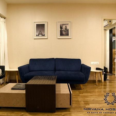 Rajhans Belliza Luxurious Studio Apartment Surate Exterior foto